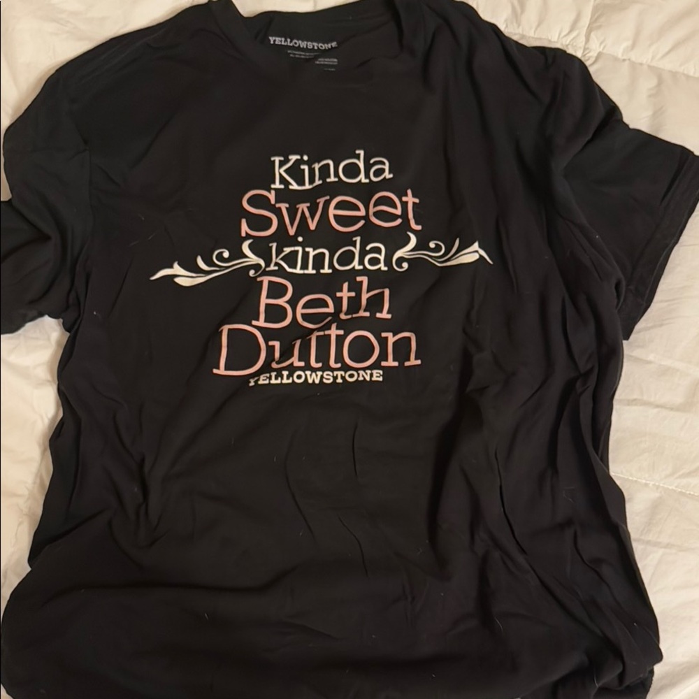 Yellowstone Black Graphic T-Shirt